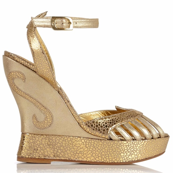 Terry de Havilland Shoes - Terry De Havilland Gold Margaux Wedges
